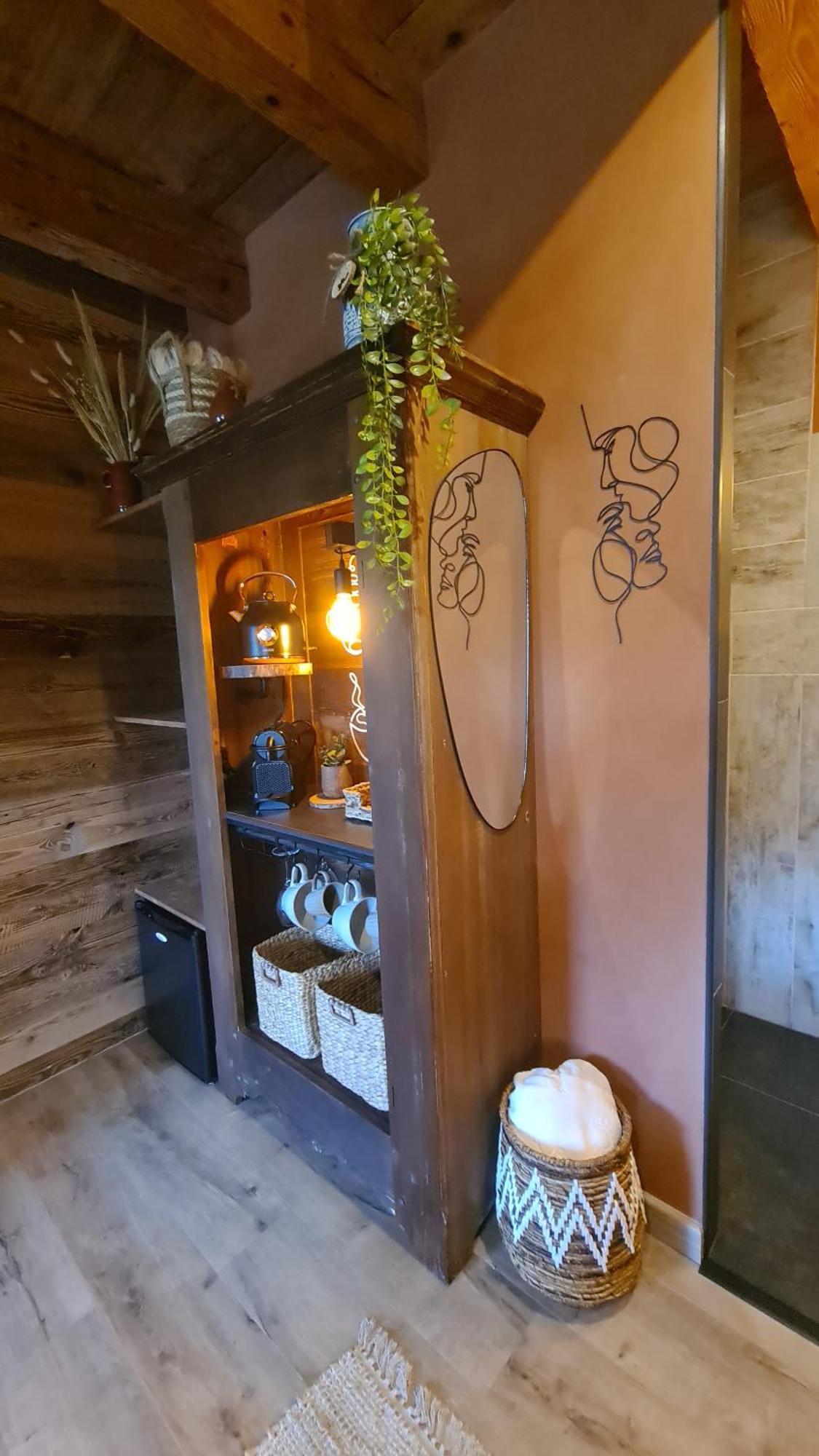 Le Refuge Du Montagnard Bed & Breakfast Marthod Exterior photo